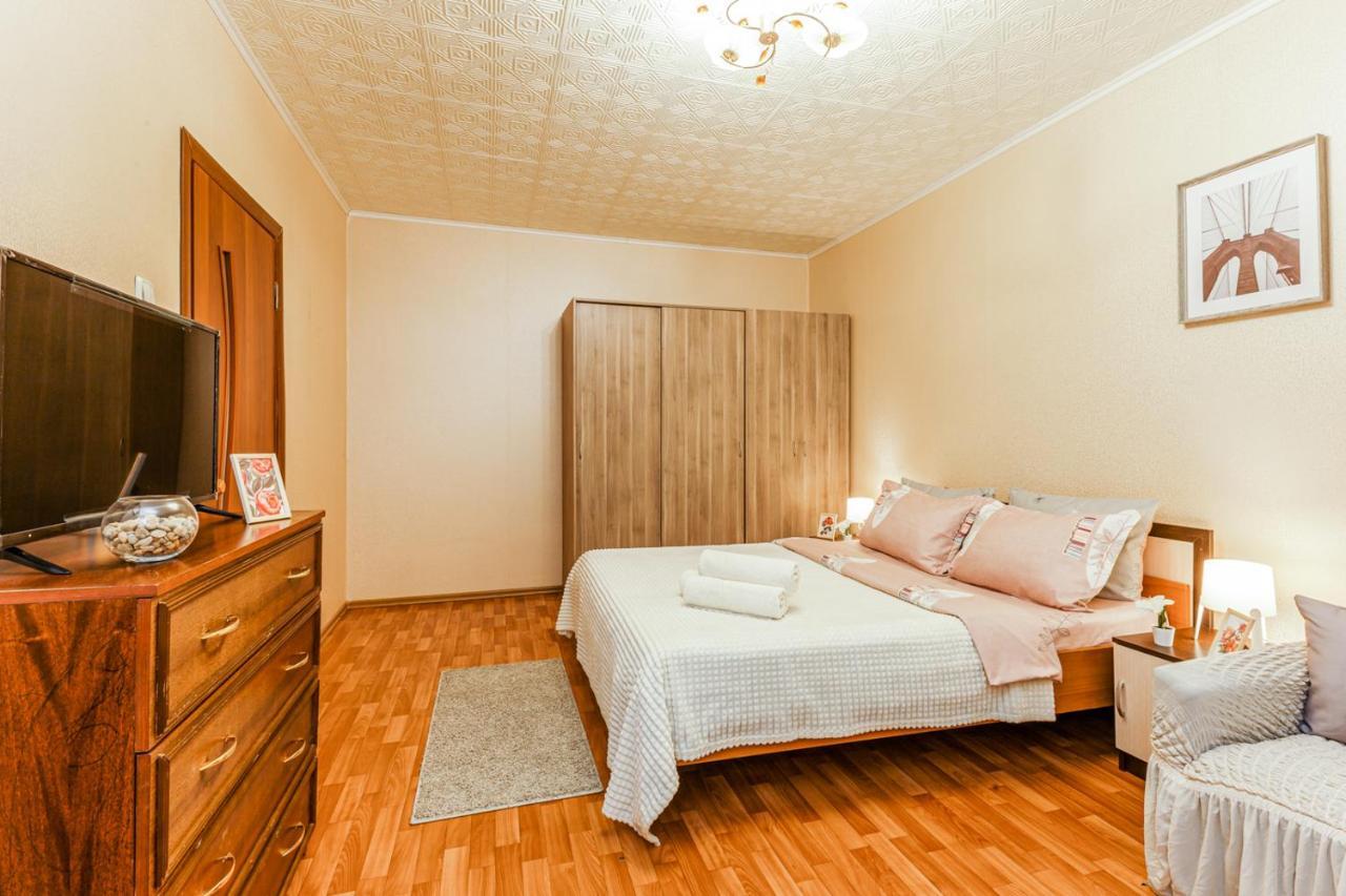 Uutnye Apartamenty U Mosqua - Reki M. Marlino Moscovo Exterior foto